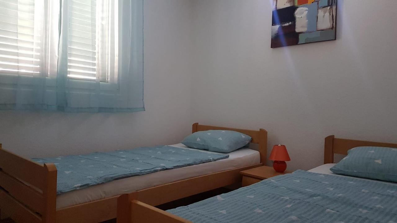 Apartmani Vincek Vodice Ngoại thất bức ảnh