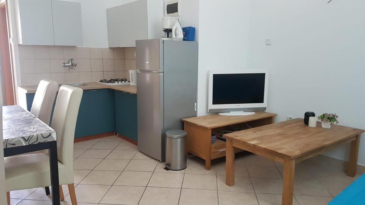 Apartmani Vincek Vodice Ngoại thất bức ảnh