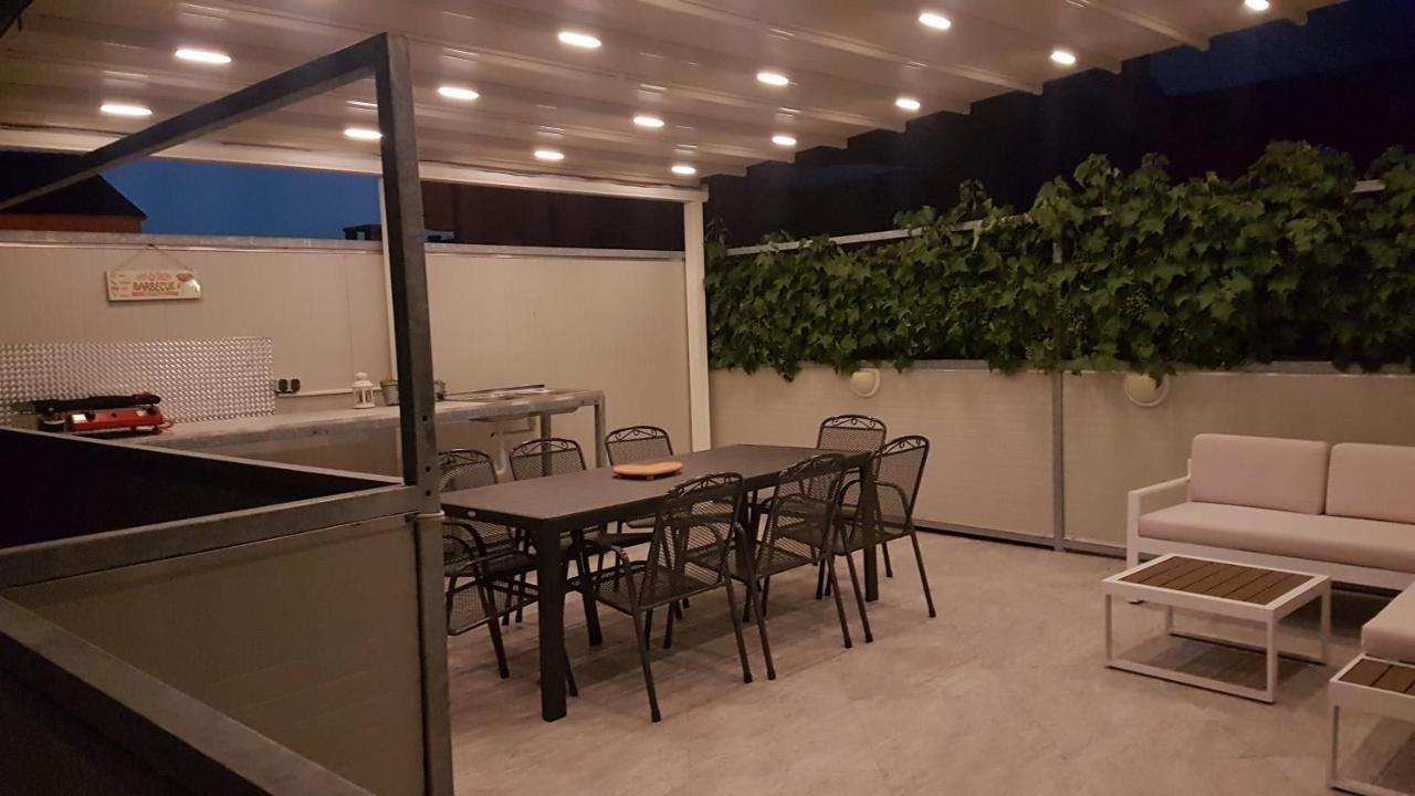 Apartmani Vincek Vodice Ngoại thất bức ảnh