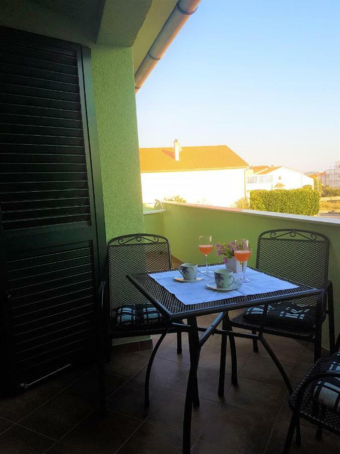 Apartmani Vincek Vodice Ngoại thất bức ảnh